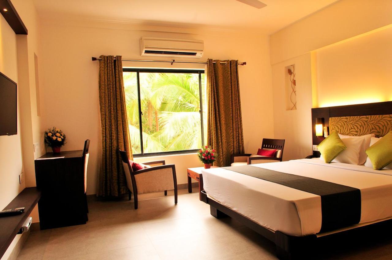Copper Folia Hotel Kozhikode Luaran gambar