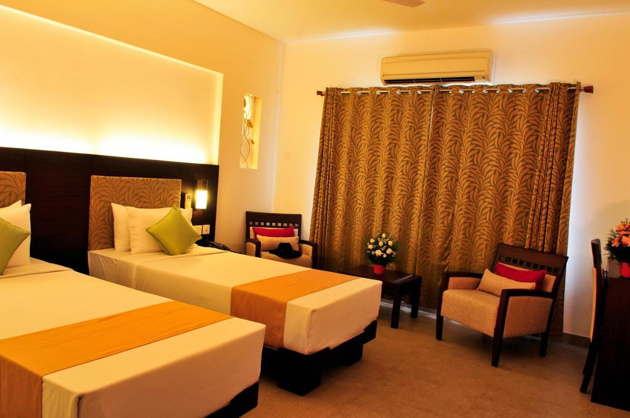 Copper Folia Hotel Kozhikode Luaran gambar