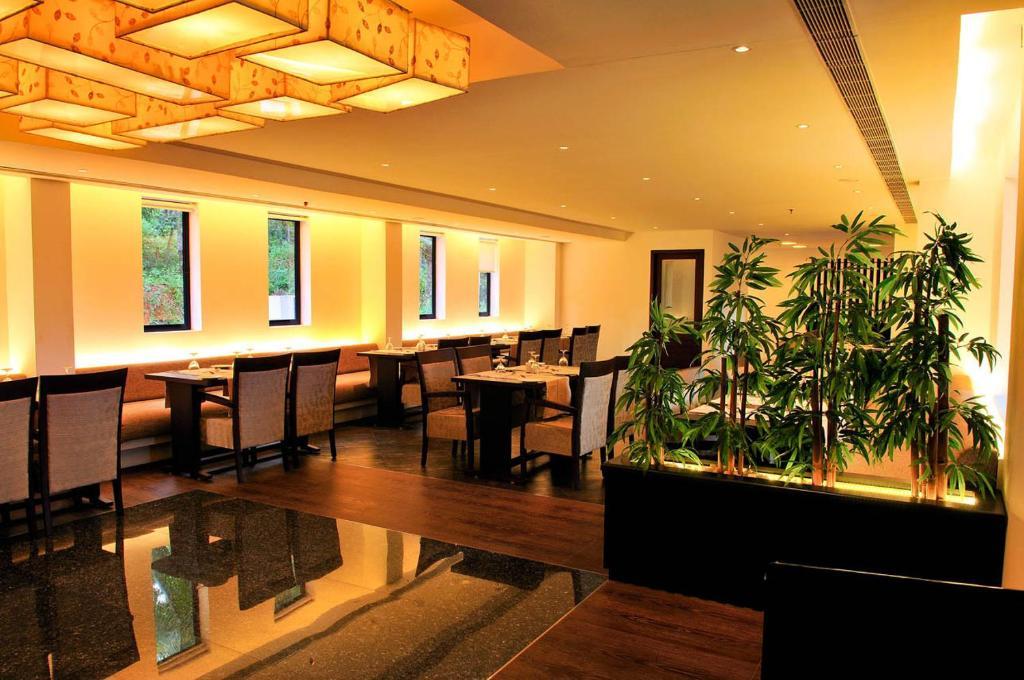Copper Folia Hotel Kozhikode Luaran gambar